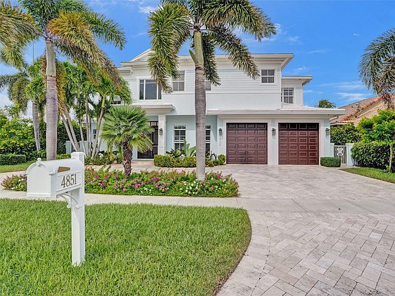 3rd image of 4851 NE 29th Avenue