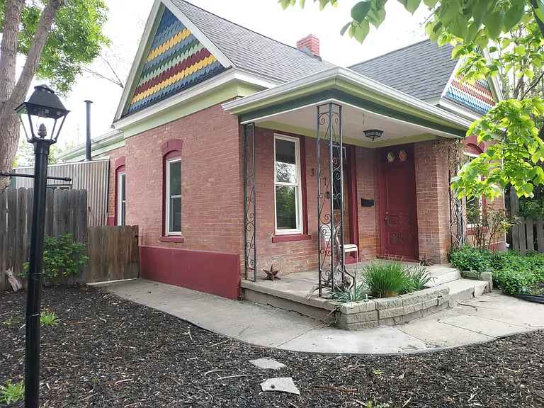 377 E Coatsville Ave — Photo 3