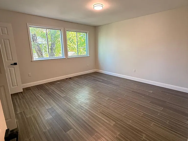 711 Myrtle Ave — Photo 13