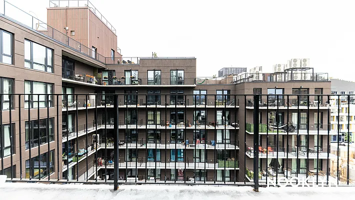 Rented by Nooklyn NYC LLC | media 181