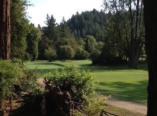 19526 Redwood Dr, Monte Rio, CA 95462