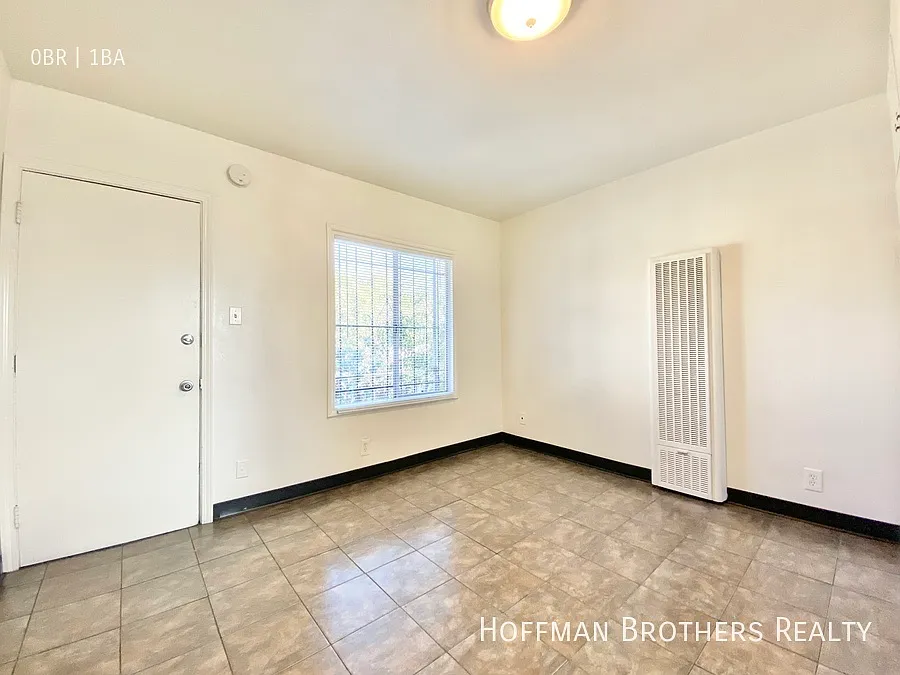 11425 S Figueroa St Los Angeles, CA 90061 — Photo 3
