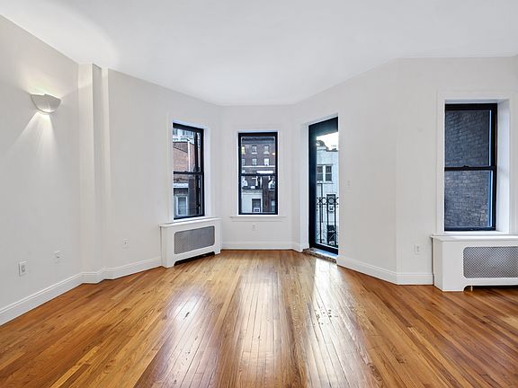 4th image of 37 W 54th St #Phb