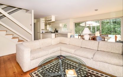  Sliders to pool deck from open plan room