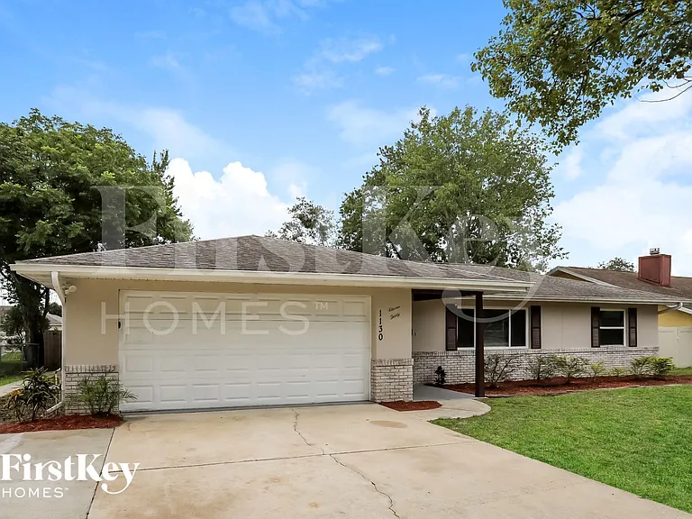 1130 E Normandy Blvd — Photo 1