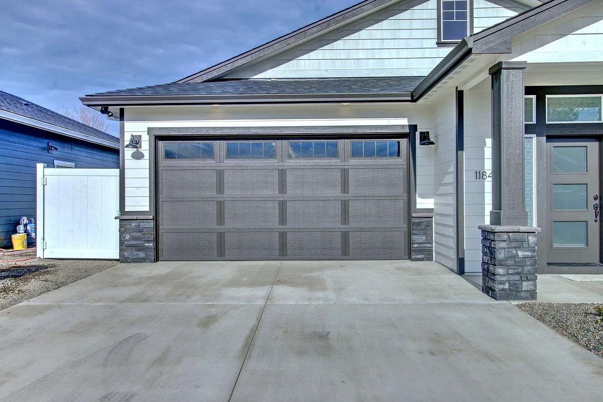 Building Photo - 1184 Lindsey Ct