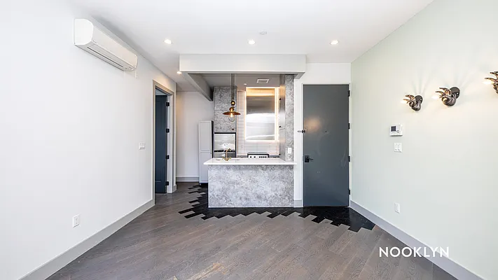 Rented by Nooklyn NYC LLC | media 9