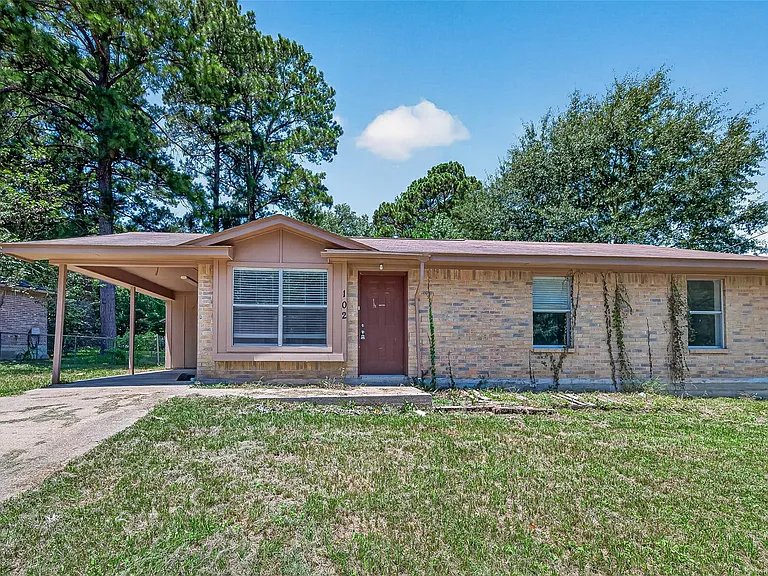102 Libby Cir — Photo 3