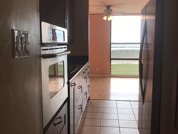 3rd image of 1081 Beach Park Blvd APT 201