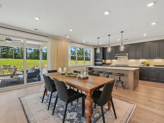 Logan Model, Windell Woods