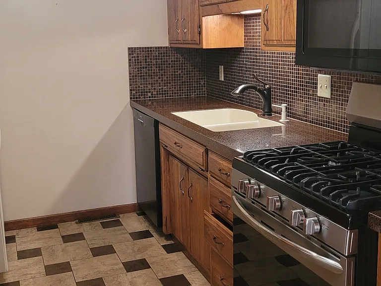 7500 South St #5 — Photo 9