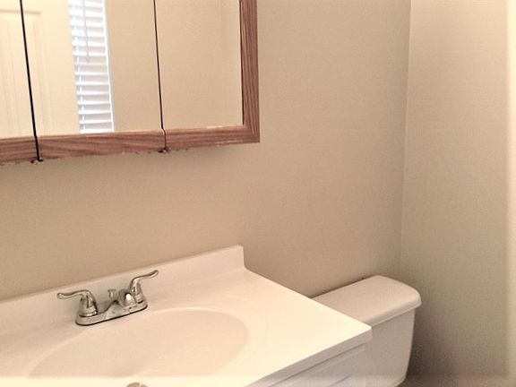 5th image of 1240 Cynthiana Ct