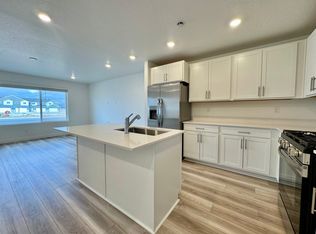 2075 E Sand Hollow Dr #3207, Eagle Mountain, UT 84005