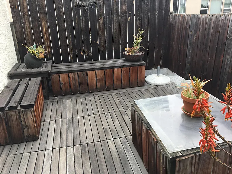 upstairs deck