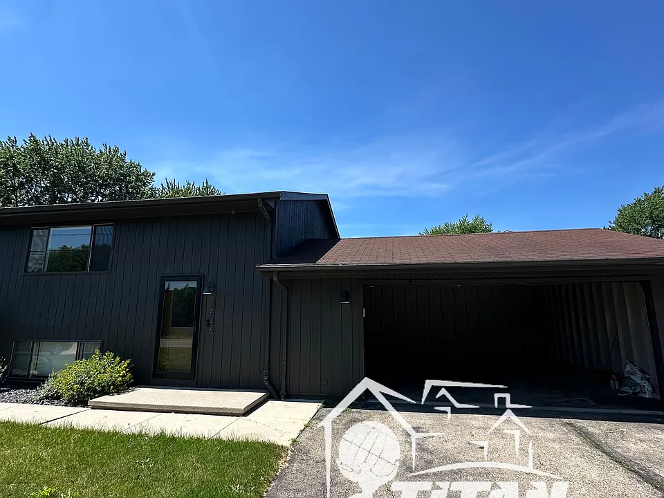 1546 Manitowoc Rd #2