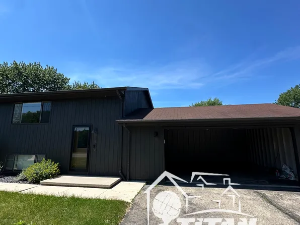 1546 Manitowoc Rd #2, Menasha, WI 54952