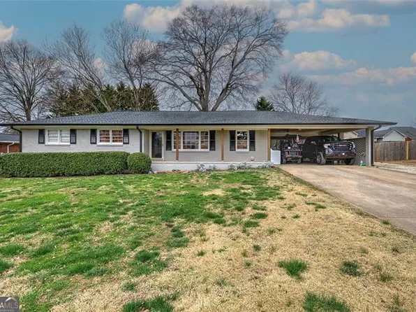 17 Georgia Blvd, Cartersville, GA 30120