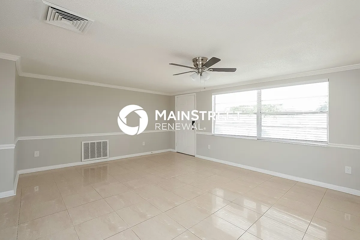 Living Room - 7205 Moravian Dr