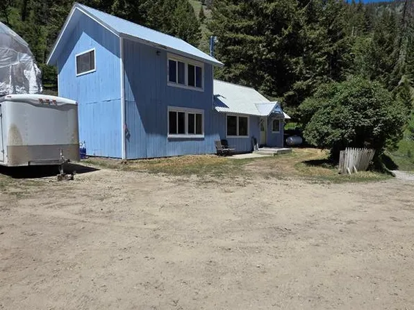 2209 Panther Creek Rd, Challis, ID 83226