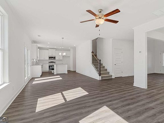 4th image of 6067 Ruby Fls