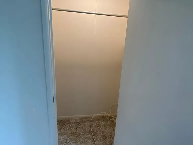 14 Lancaster Est — Photo 15