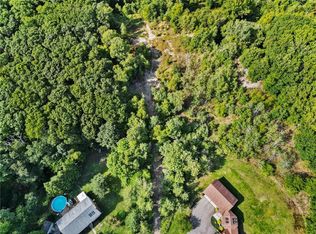 4 Carnation St, Cumberland, RI 02864