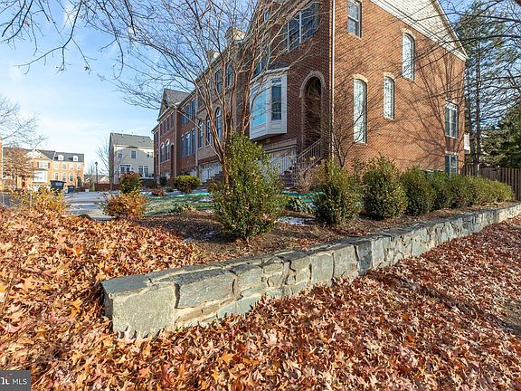 5th image of 5410 Pachysandra Ln