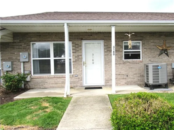 3180 Putnam Ave, Hurricane, WV 25526