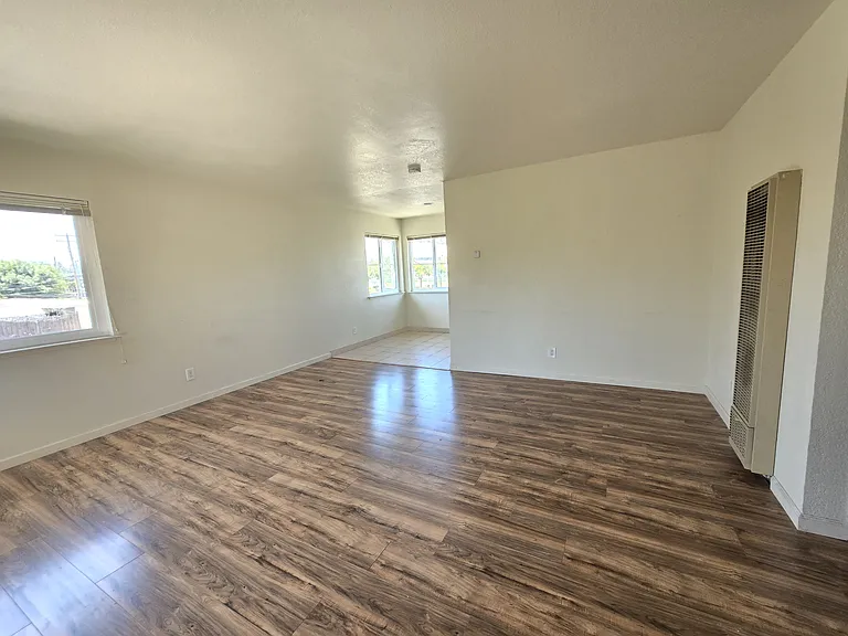 3519 Agate Dr #8 — Photo 2