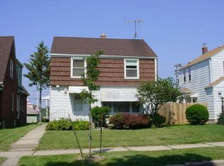 3229 S 26th St, Milwaukee, WI 53215