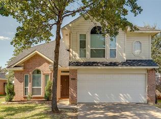 1914 Hunters Ridge Dr, Grapevine, TX 76051