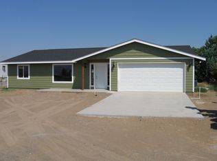 605 Hildy Way SW, Mattawa, WA 99349