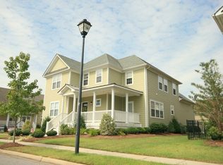 516 Robert Frost Rd, Chesapeake, VA 23323