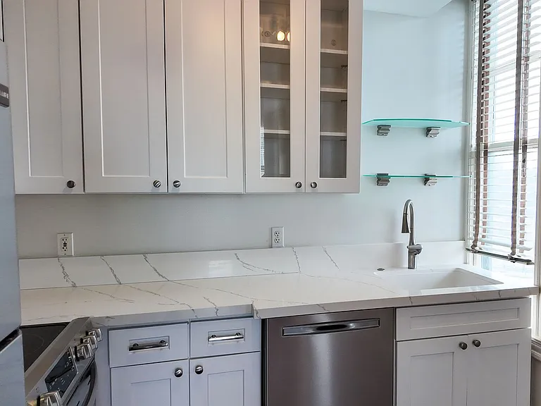 702 Ash St #903 — Photo 2