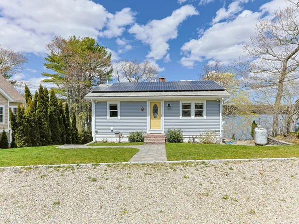 100 Lakeview Boulevard, Plymouth, MA 02360