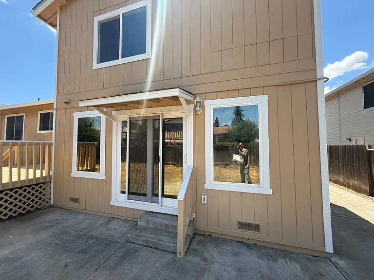 131 Glasgow Way — Photo 93