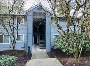 10018 NE 127th Pl APT B110, Kirkland, WA 98034