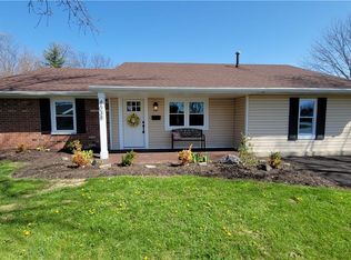 4038 Schenley St, Enon, OH 45323