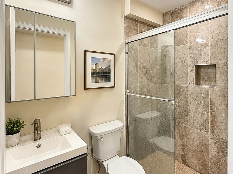 1034 Commonwealth Ave #405 — Photo 8