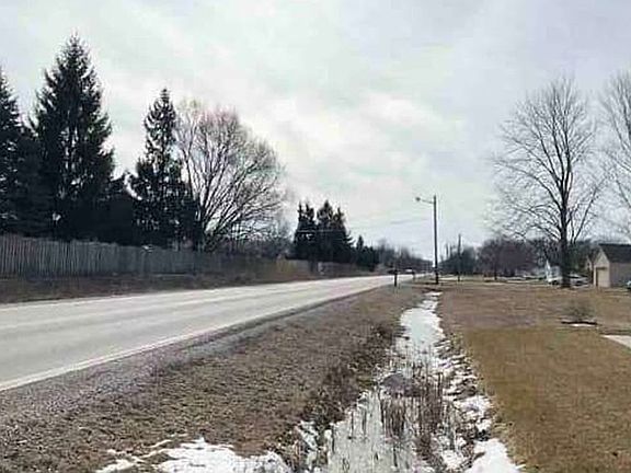Exterior Neighborhood (street photo)
