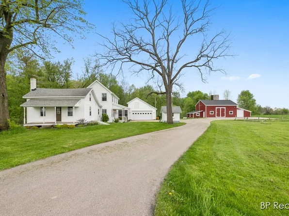2004 130th Ave, Hopkins, MI 49328
