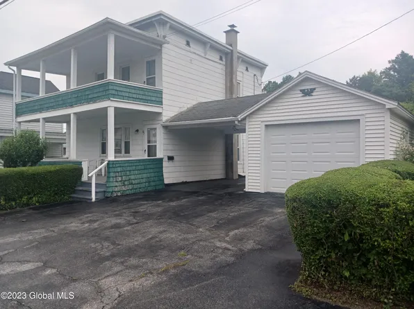 45 1st Street, Hoosick Falls, NY 12090