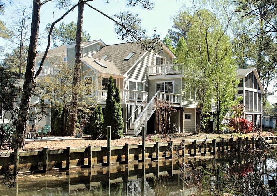 1st image of 641 Tingle Ave