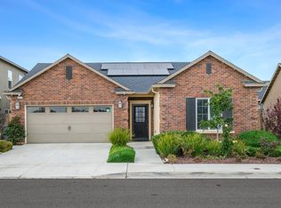 4073 Rialto Ave, Clovis, CA 93619