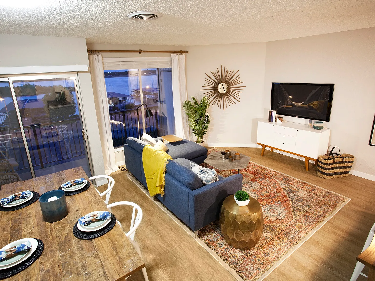 Evergreen Ridge Apartments — Photo 4