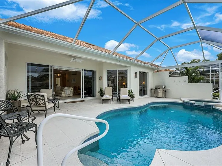 14734 Glen Eden Dr — Photo 10