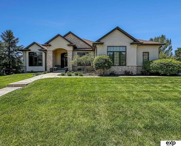 5311 S 90th St, Lincoln, NE, 68526