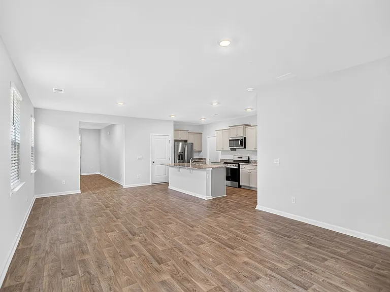 129 Holly Leaf Ln — Photo 8