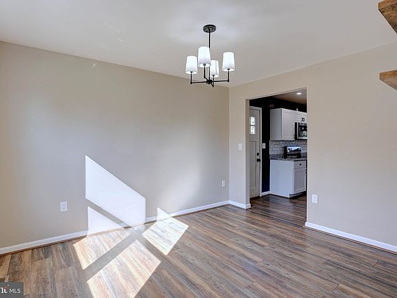 5th image of 7338 Argonne Dr