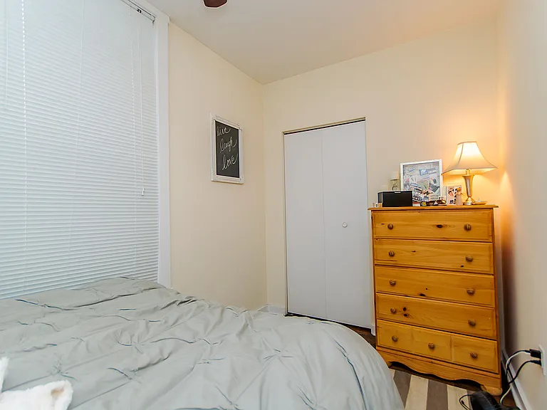 1829 N Hermitage Ave #G — Photo 10